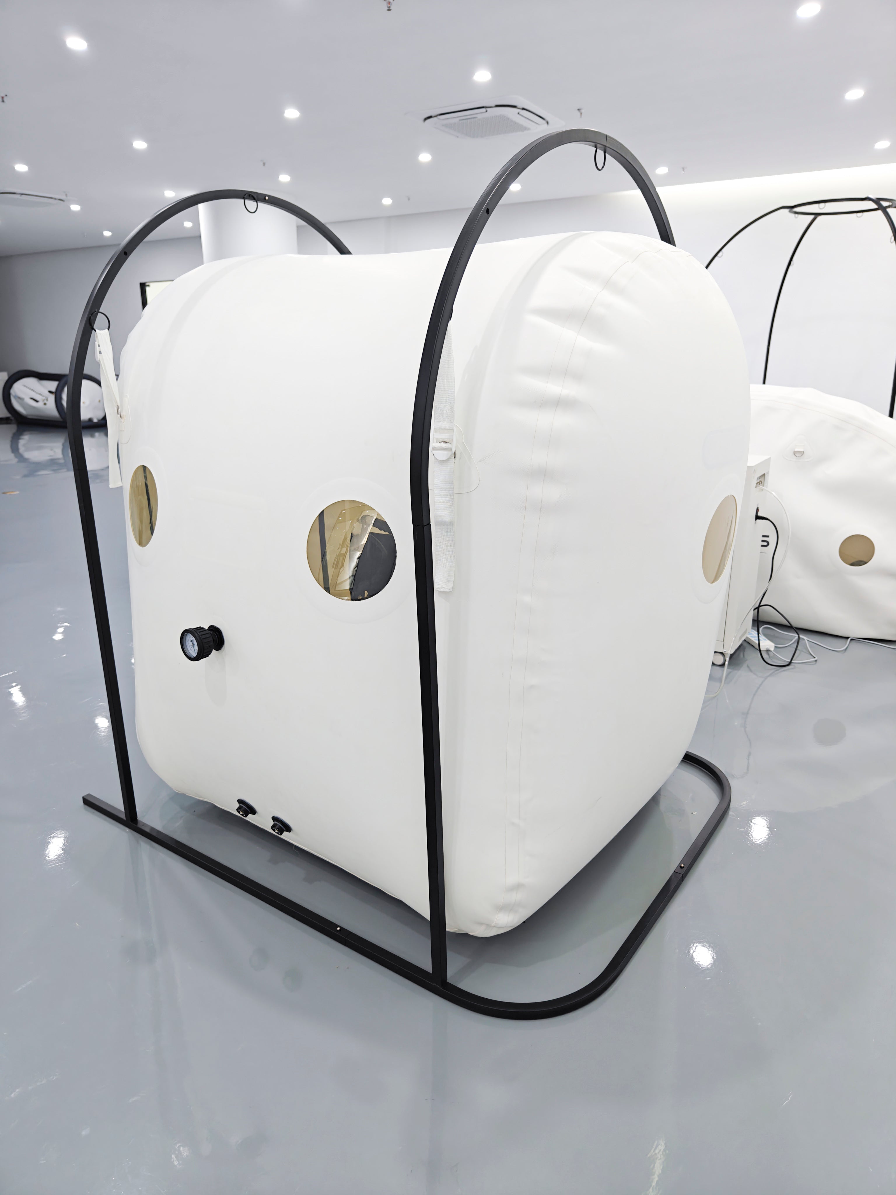 1.3ATA Soft-Shell Wheelchair Hyperbaric Chamber OLV-RW01