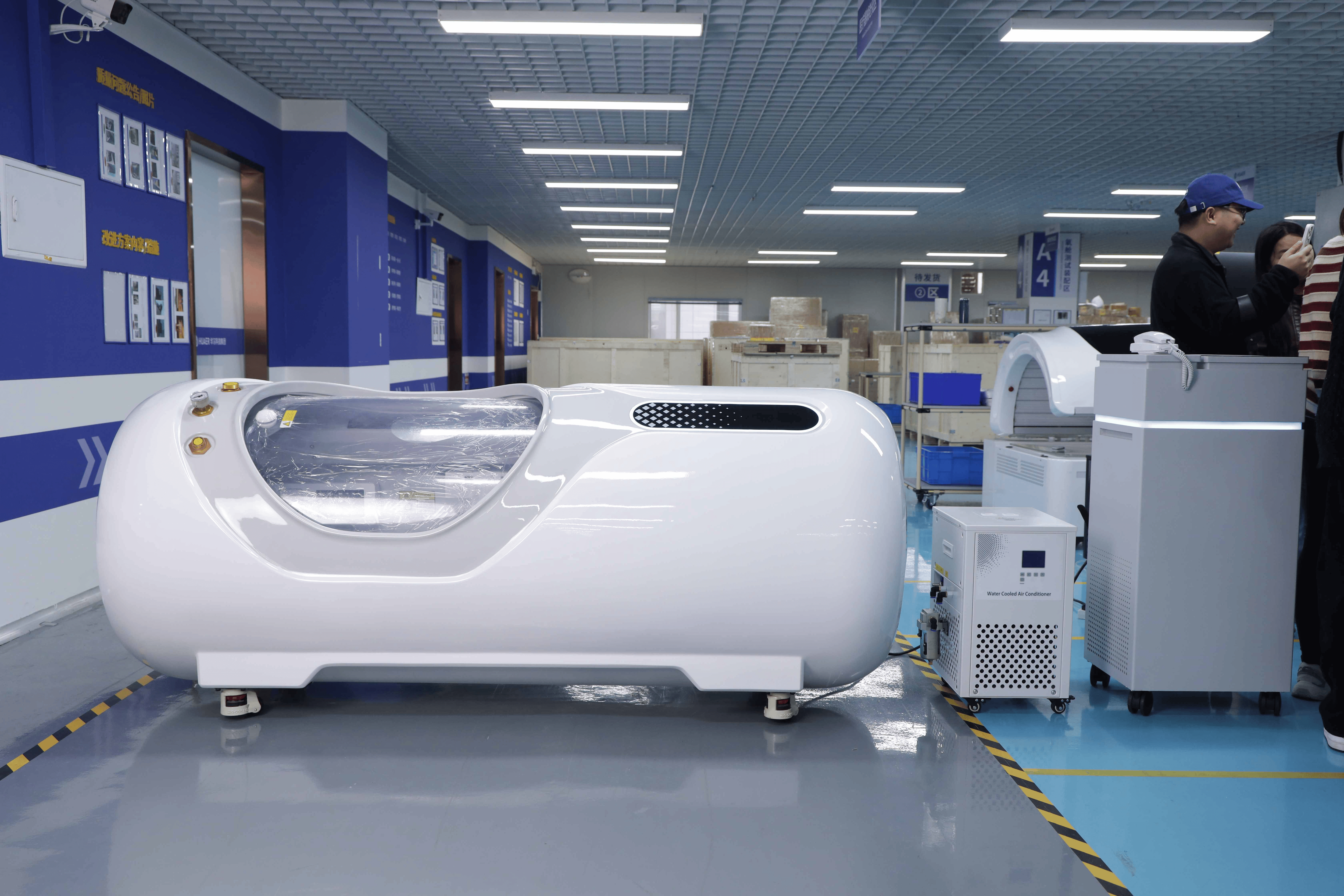OLV-YTD01, YTD02 Composite Material 2.0ATA Hard-shell Lying Type Hyperbaric Chamber